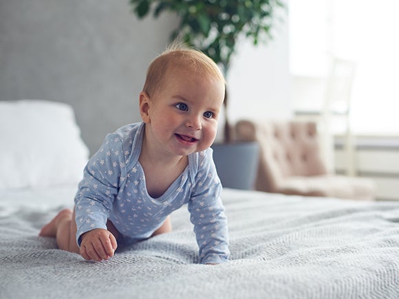 8 Miesięczne Dziecko Nie Gaworzy 8. miesiąc życia dziecka - kalendarz rozwoju | Nestlé Baby&me